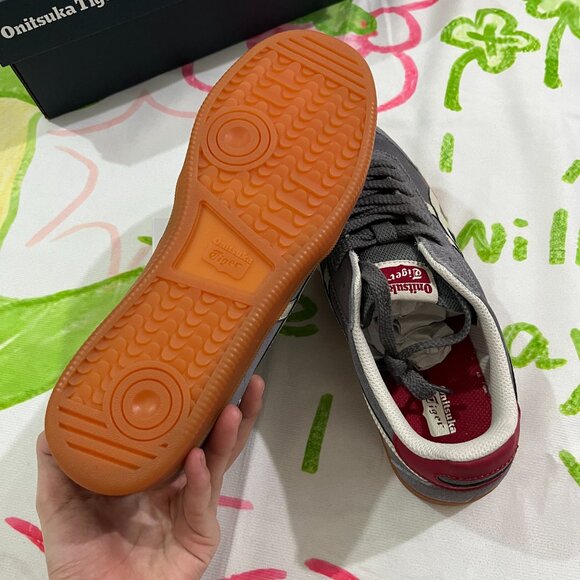 Onitsuka Tiger Tokuten Gray Sneakers - Picture 7 of 7